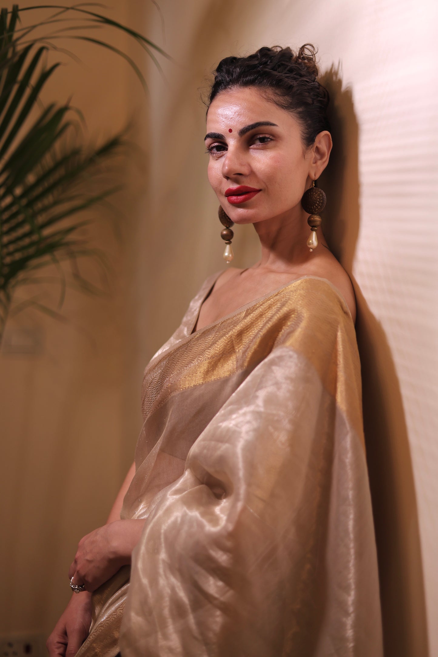 Champagne maheshwari tissue silk saree