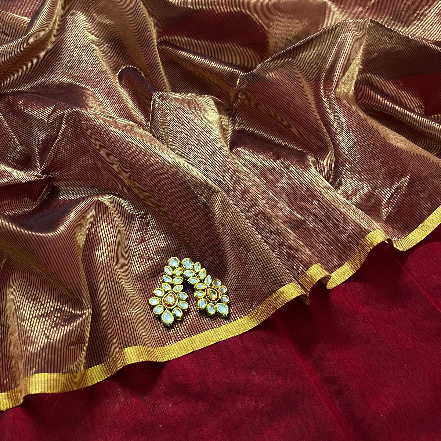 Deep maroon & gold maheshwari saree with zari border