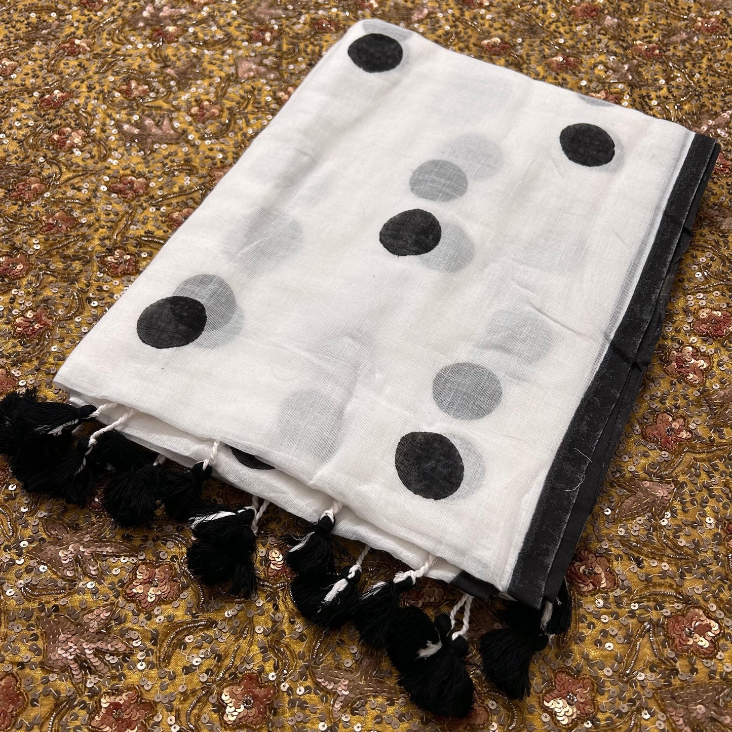 White and black polka dots mulmul saree