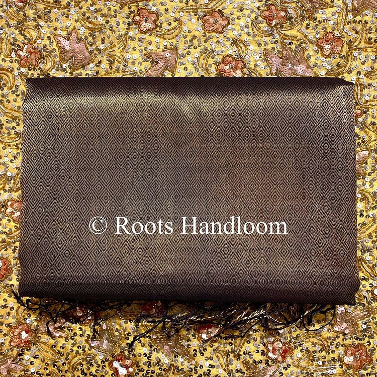 Black and gold Maheshwari with zari pattern all over