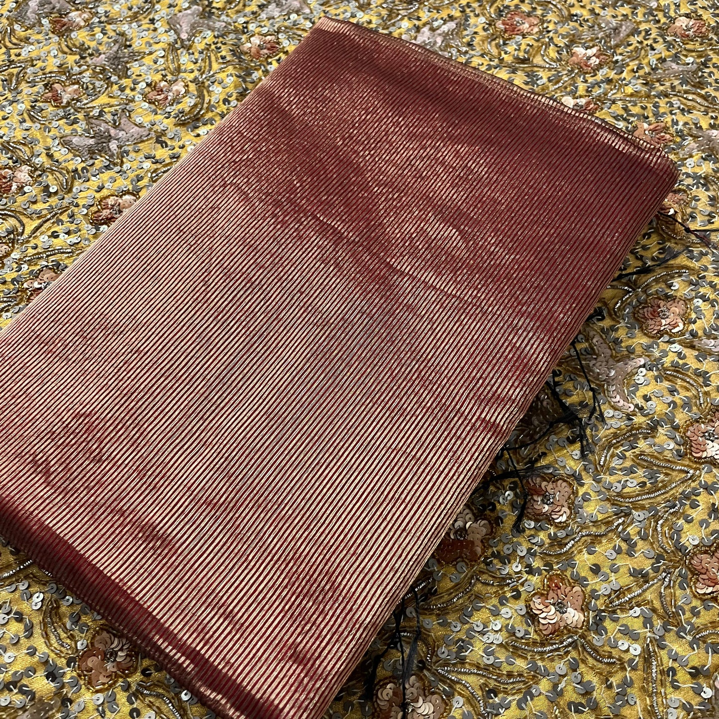 Deep maroon & gold maheshwari saree with zari border