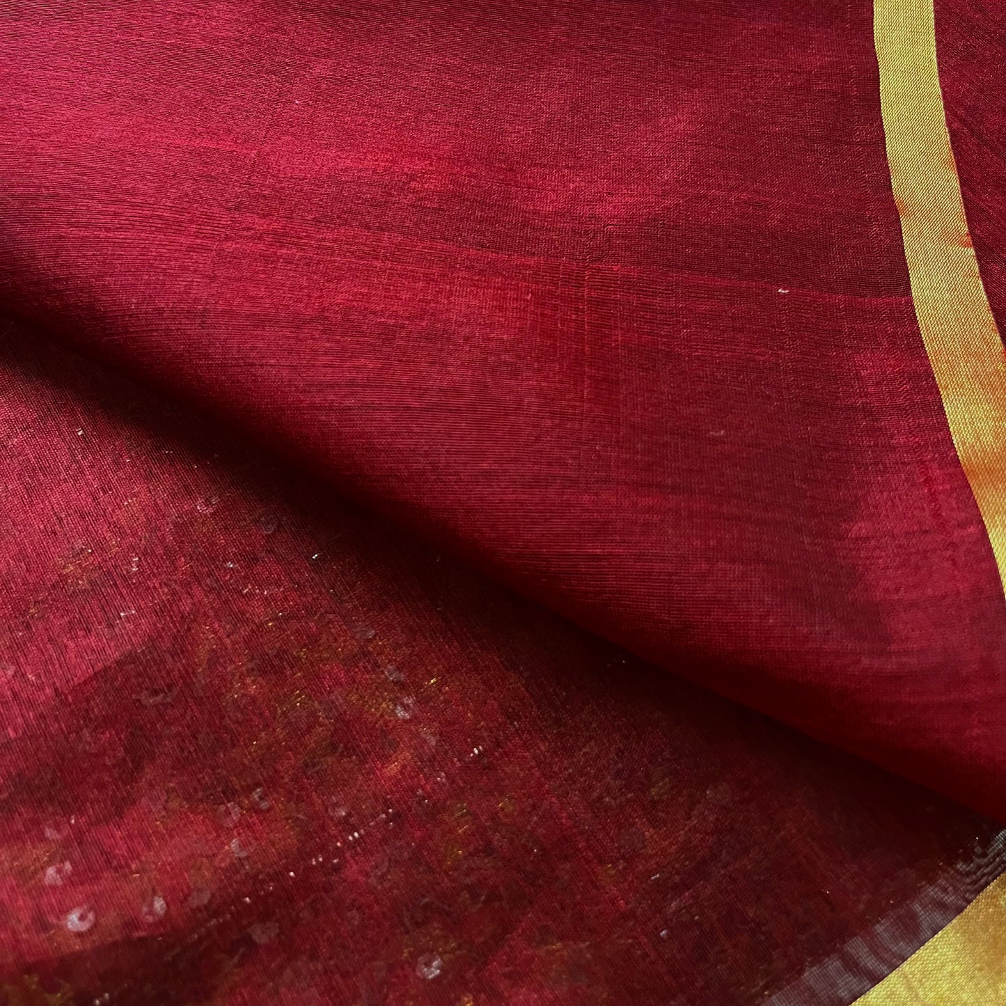 Deep maroon & gold maheshwari saree with zari border
