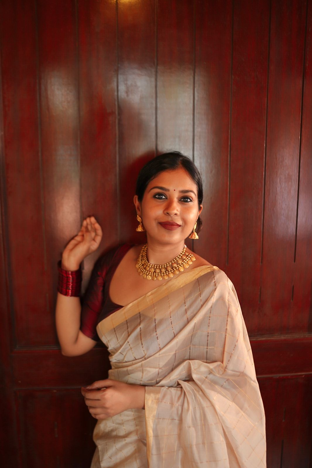 Light Beige Maheshwari Saree with Zari checks all over