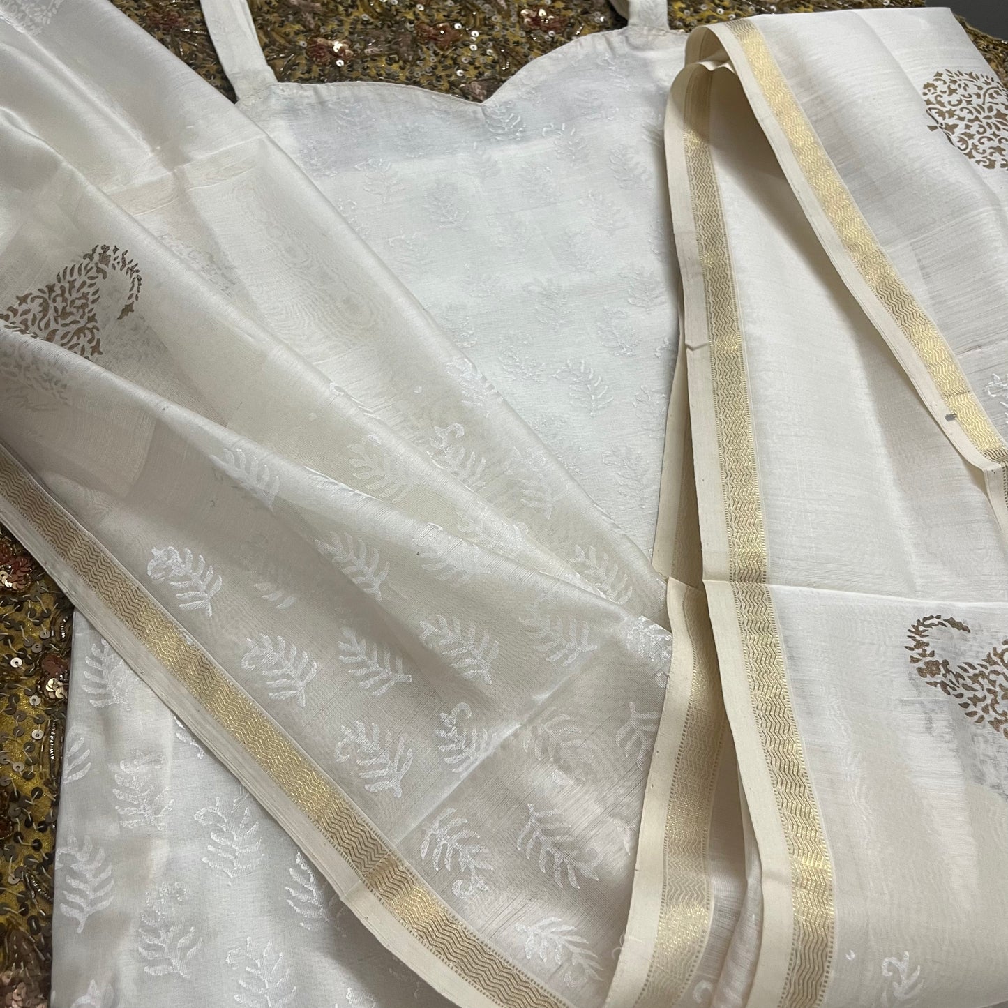 Off white maheshwari suit with block print all over