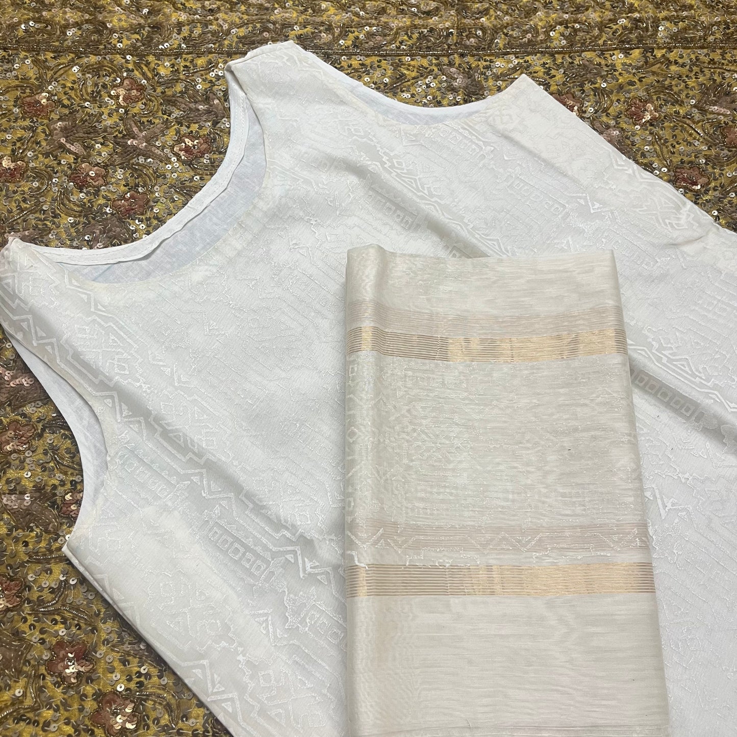 Off white maheshwari suit with block print all over