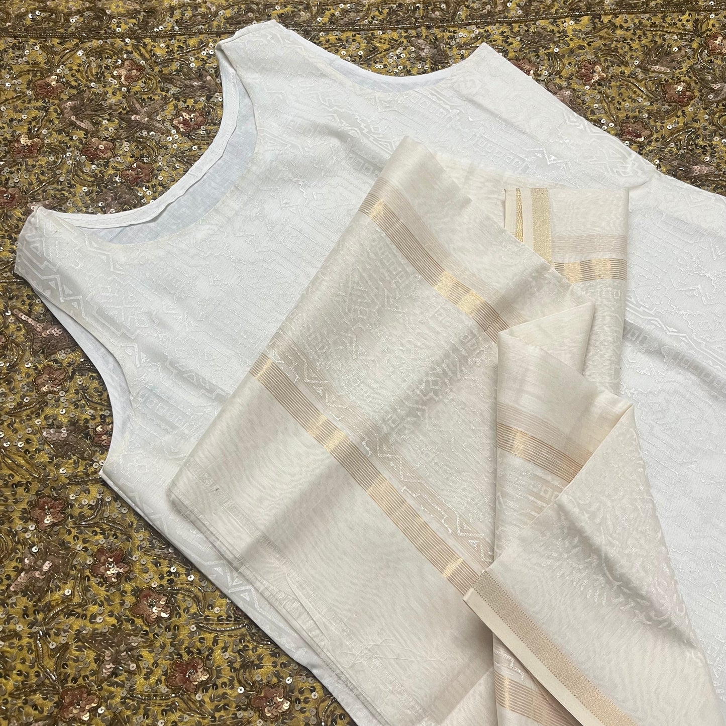 Off white maheshwari suit with block print all over