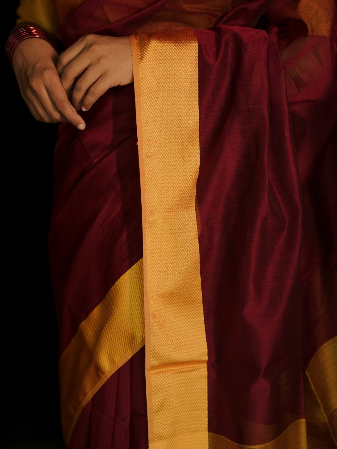 Maroon and yellow maheshwari with resham border