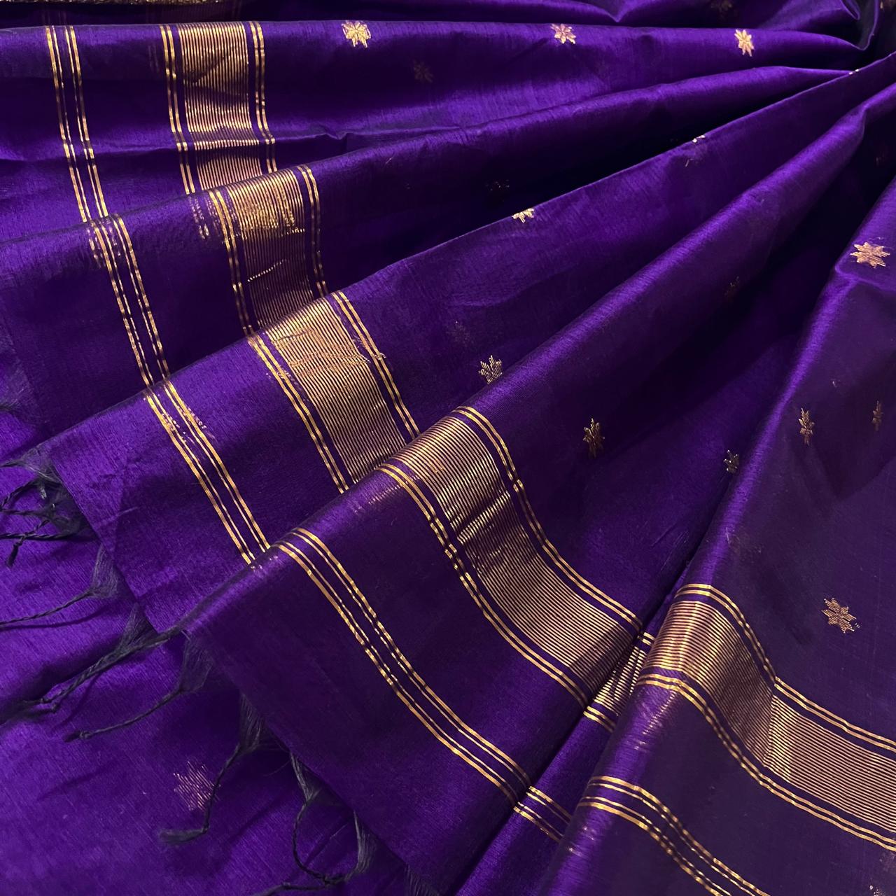 Deep purple maheshwari saree with flower bootis all over