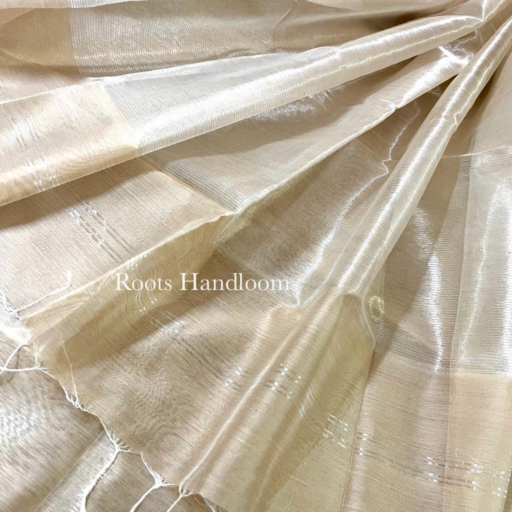 Champagne Maheshwari Saree with Zari Lines all over
