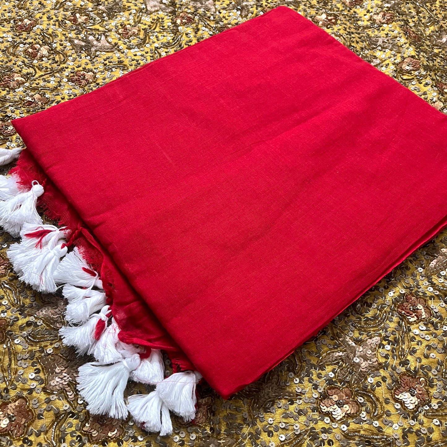 Red mulmul saree