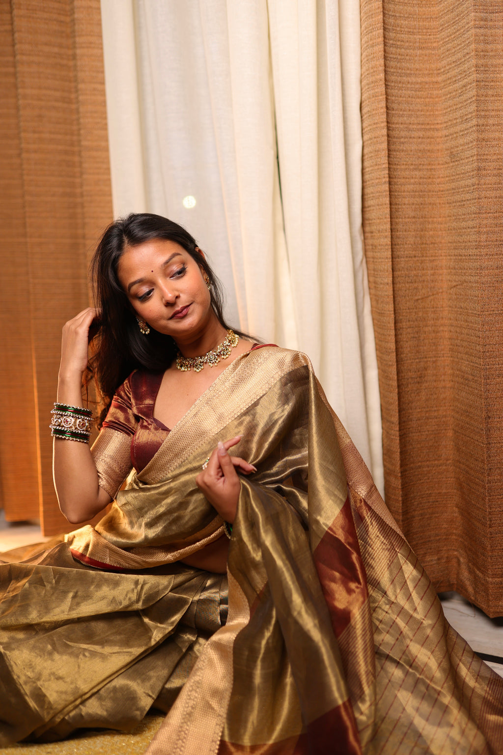 Ready to wear | Antique Gold & Red Maheshwari Tissue Silk Saree with Zari Pattern on Pallu
