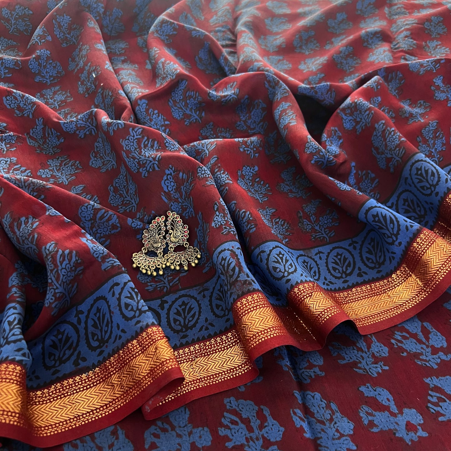 Maroon and blue bagh print Maheshwari saree