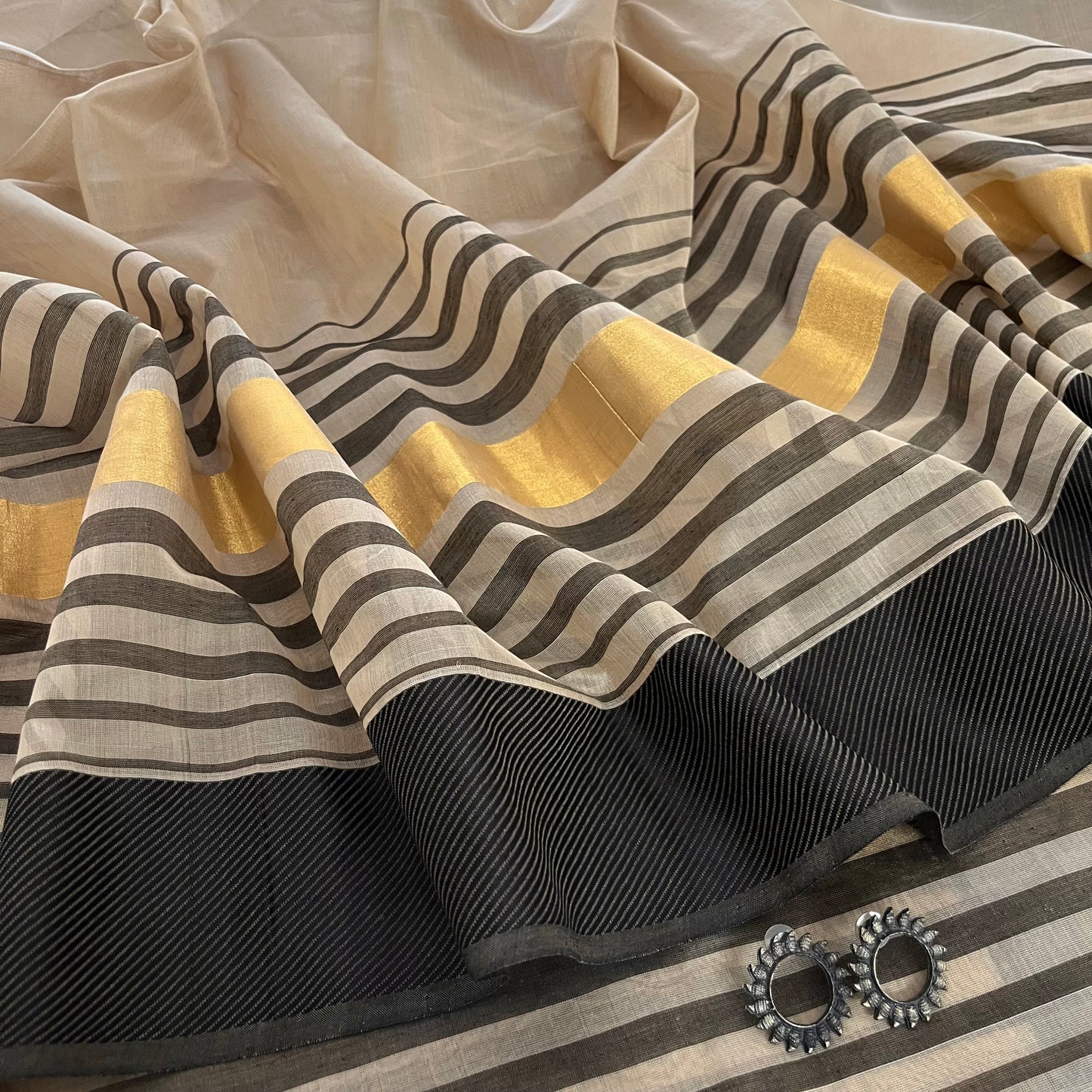 Beige and Black Maheshwari saree with resham border
