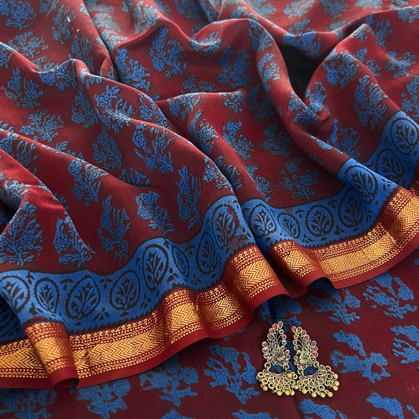 Maroon and blue bagh print Maheshwari saree
