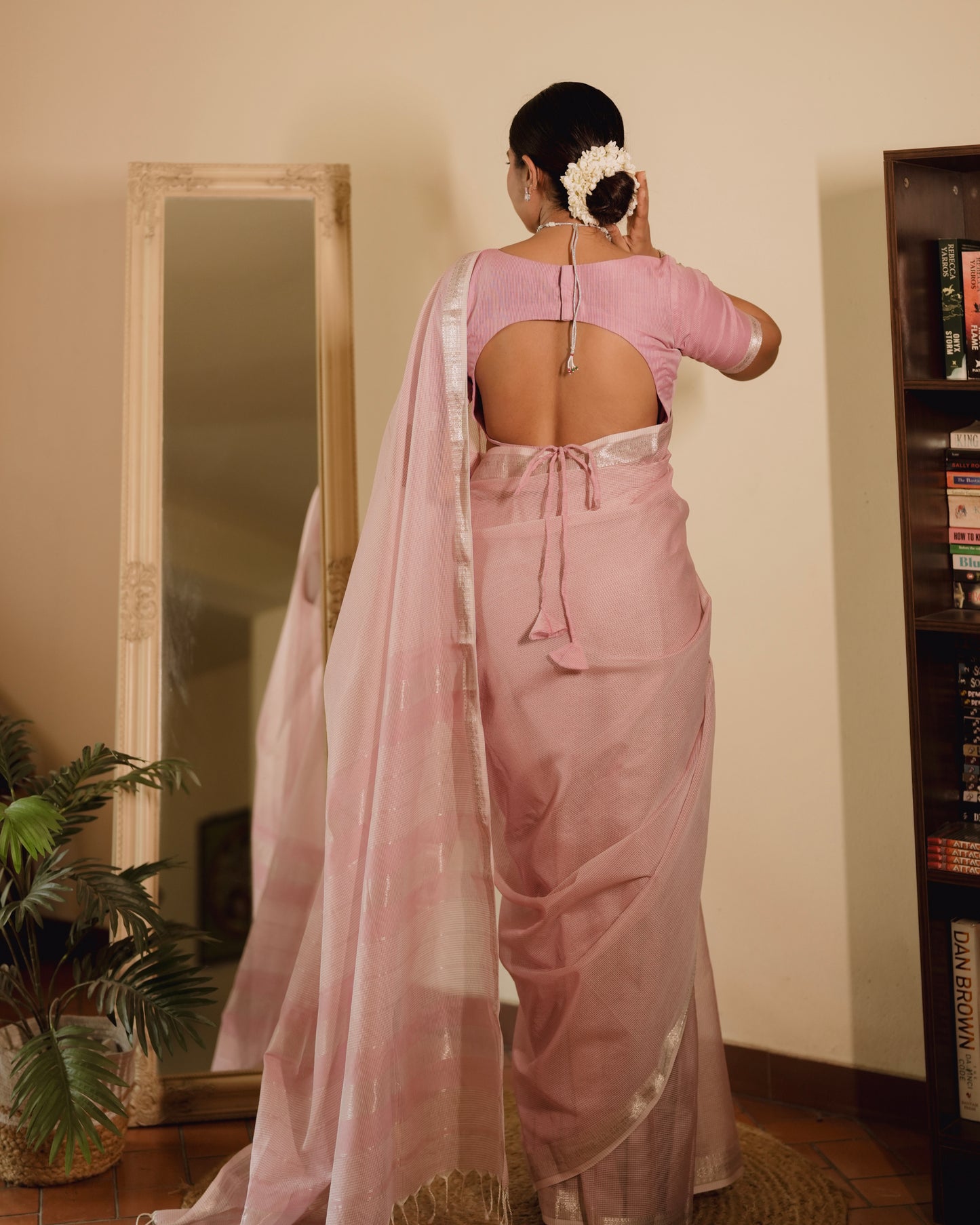 Baby pink Maheshwari saree with checks all over