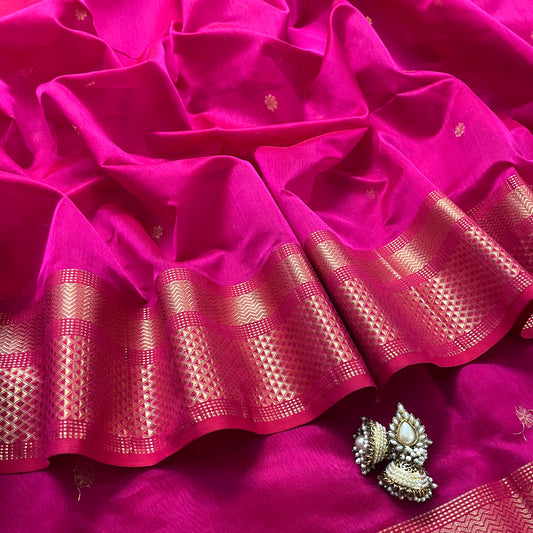 Pink Maheshwari saree with flower bootis all over