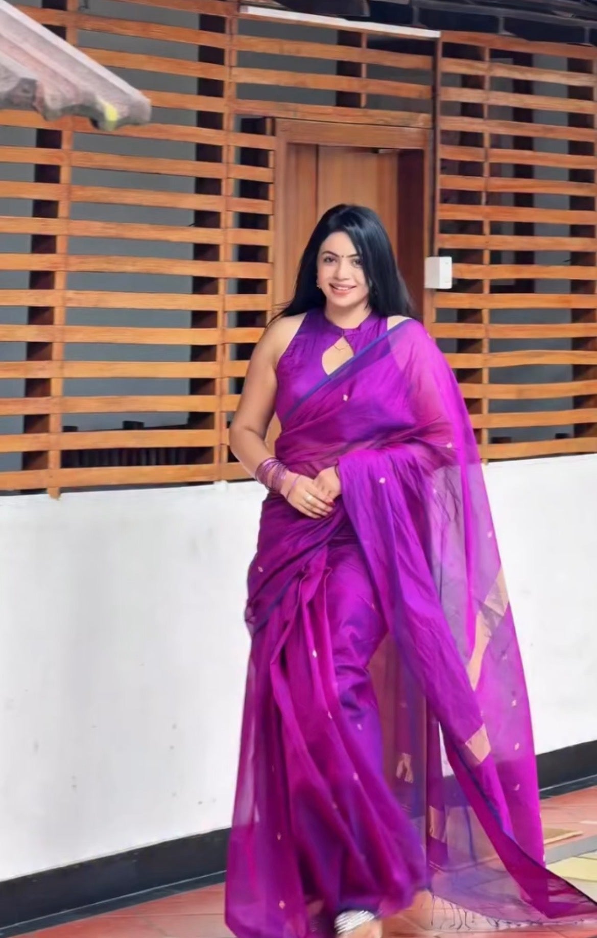 Violet dual tone Maheshwari saree with zari bootis all over