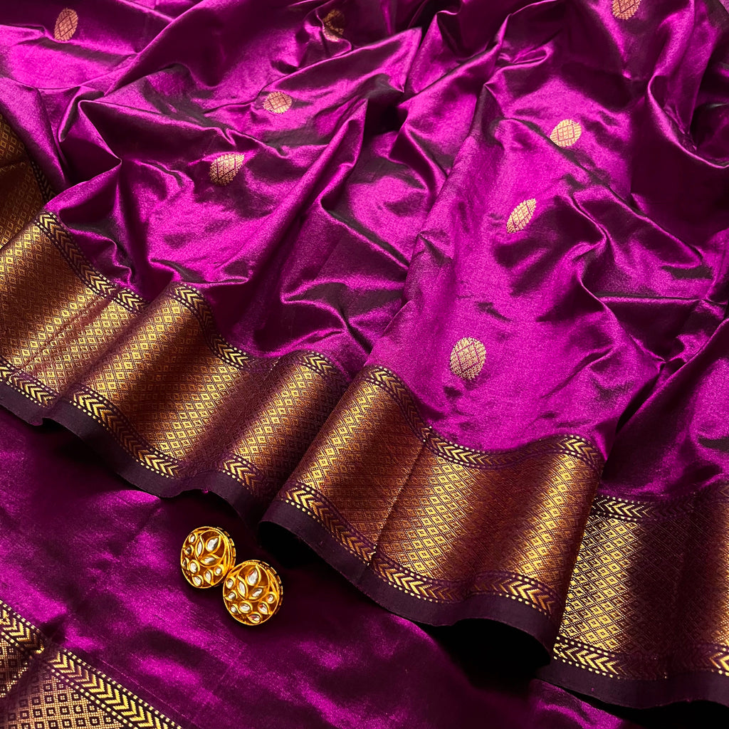 Magenta maheshwari silk saree with zari bootis all over