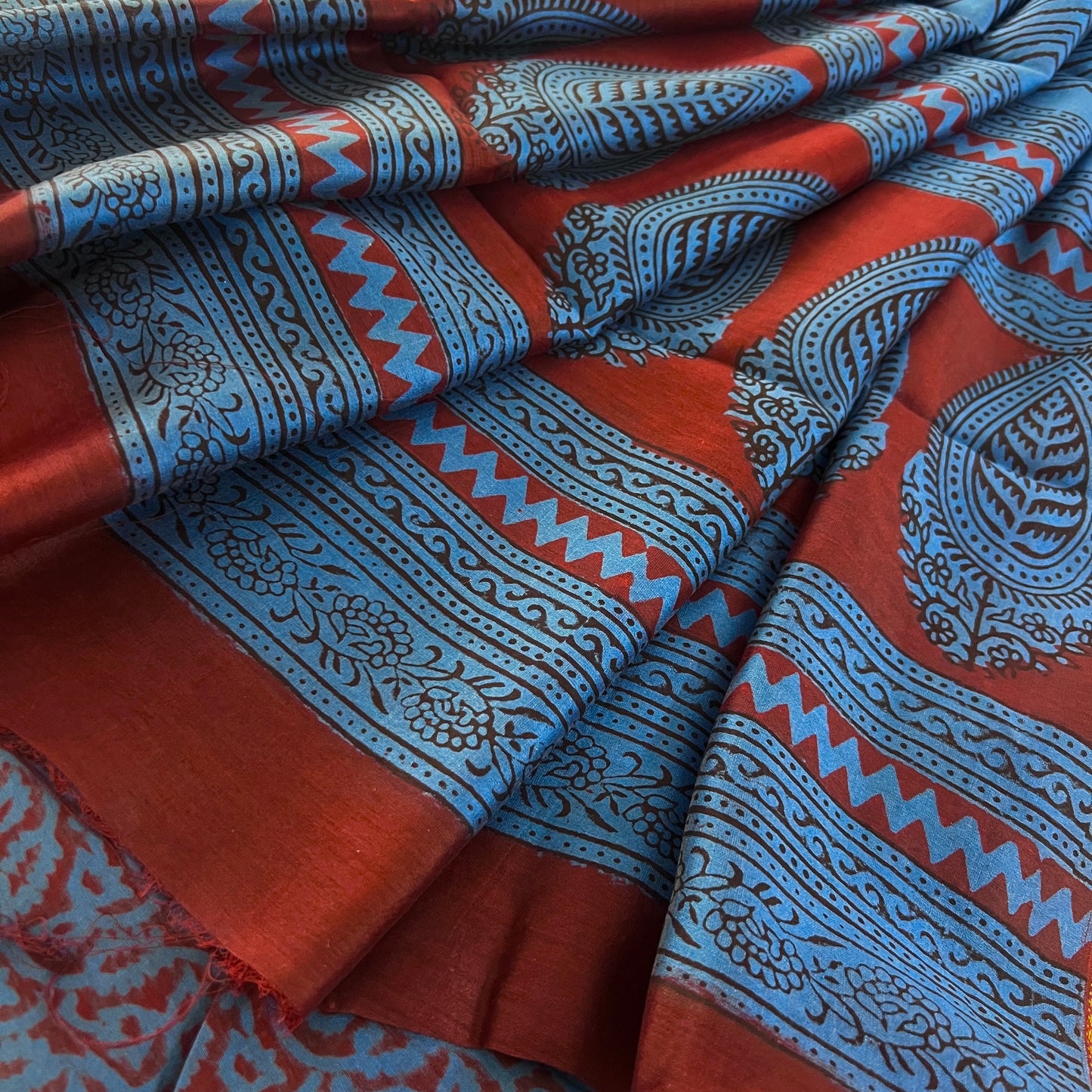 Dark Blue and maroon bagh print Maheshwari saree