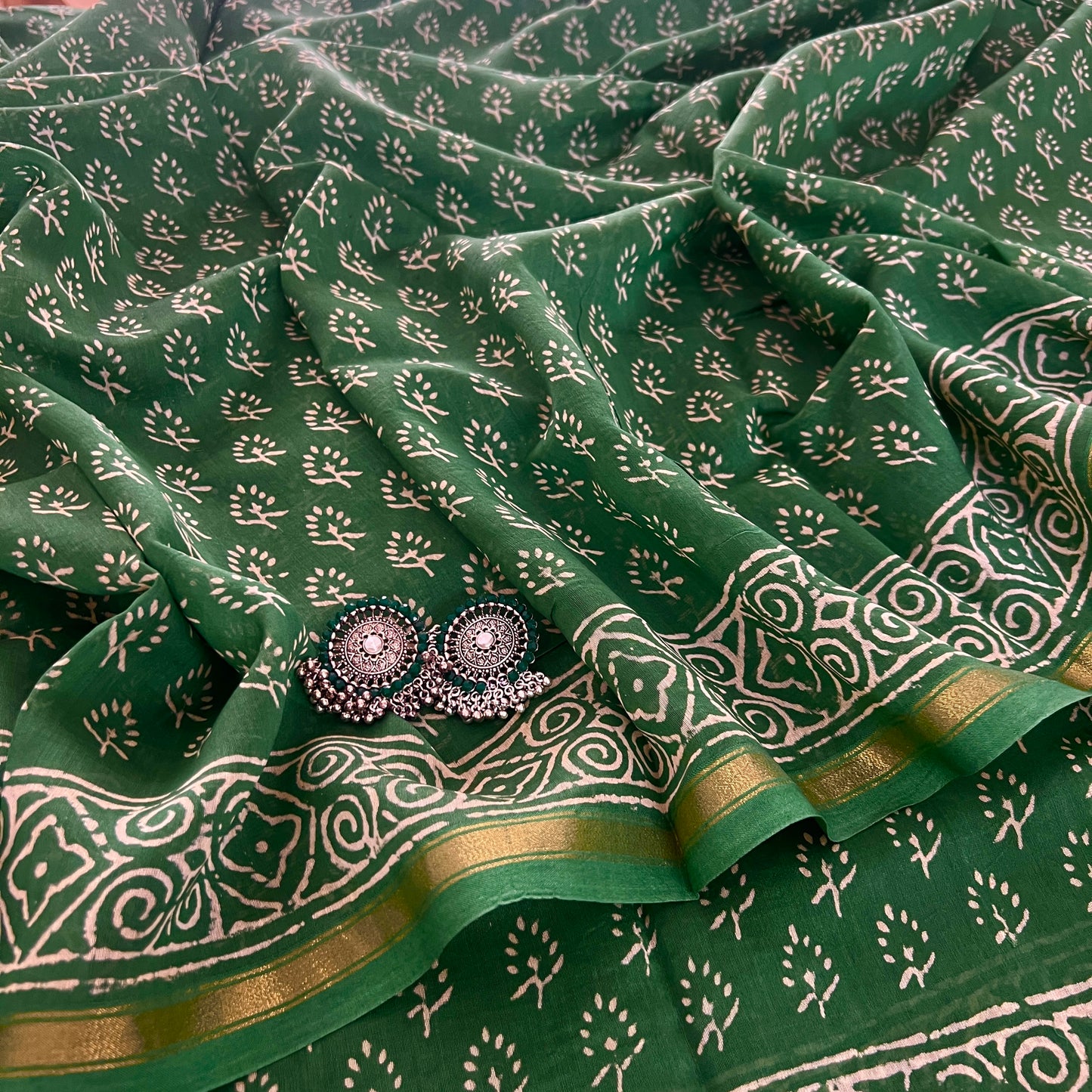 Green and white block print Chanderi saree