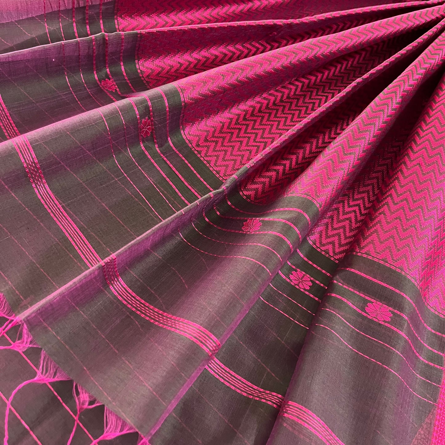 Dark grey and pink Maheshwari saree resham bootis all over