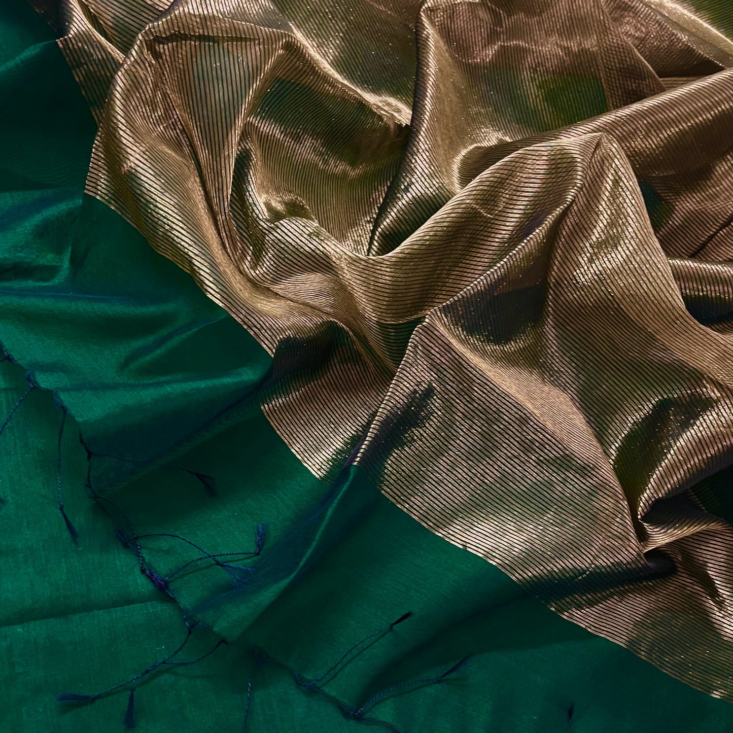 Dark Green & Gold Maheshwari Saree with Zari Border