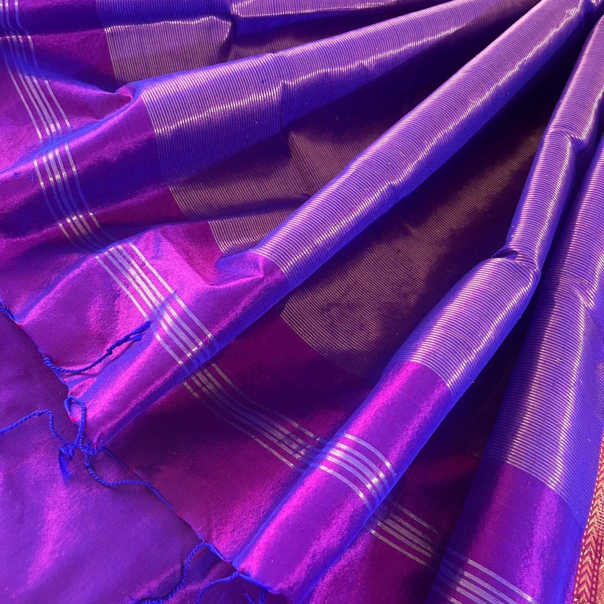 Violet and Pink dual tone Maheshwari silk saree with zari bootis all over