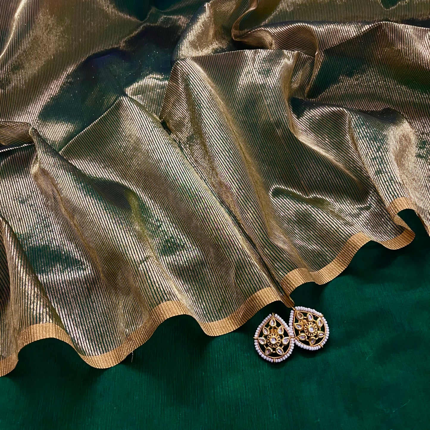 Dark Green & Gold Maheshwari Saree with Zari Border
