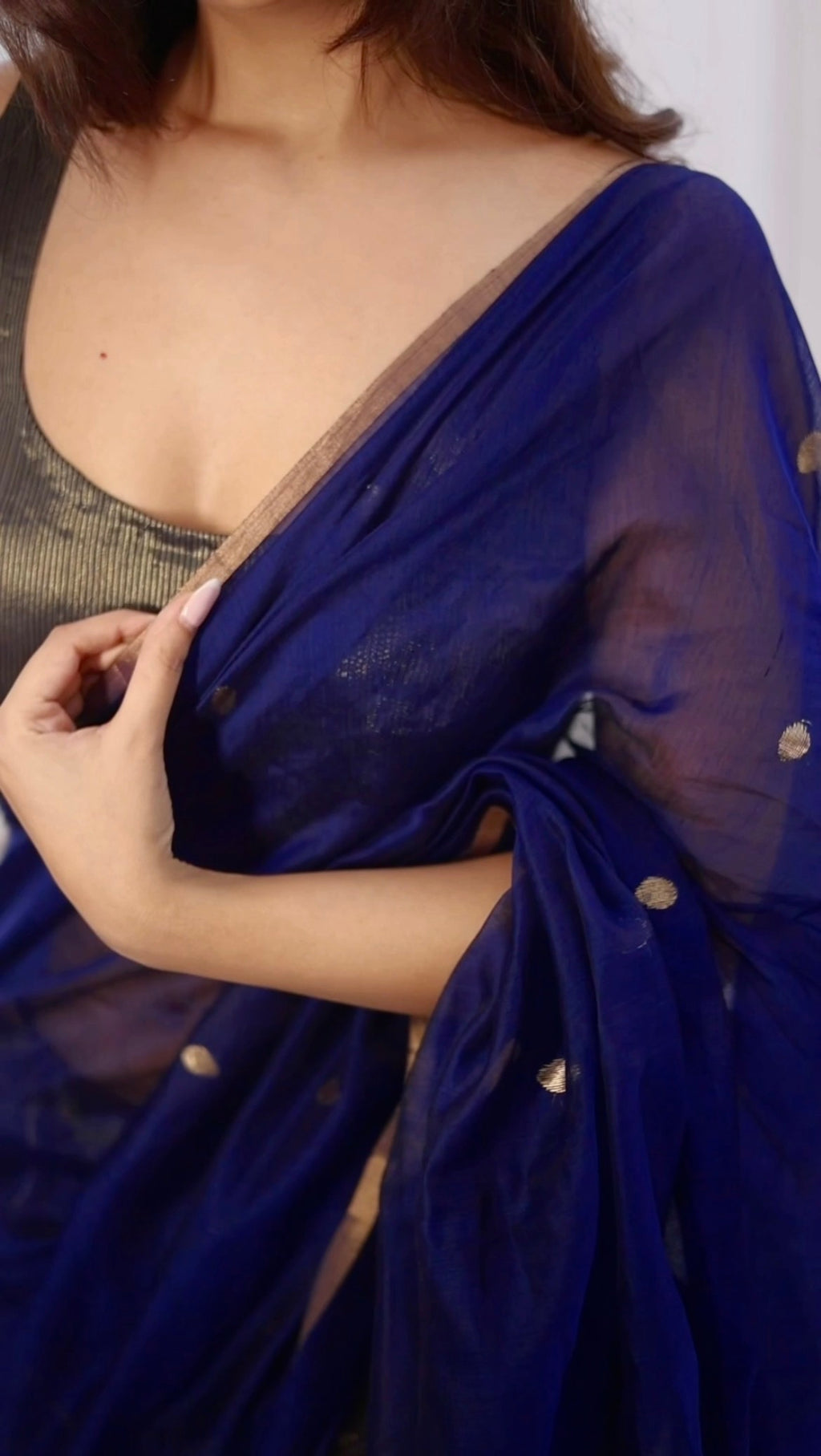 Ready to wear | Dark Blue Maheshwari Saree with Zari Bootis & Zari Lines