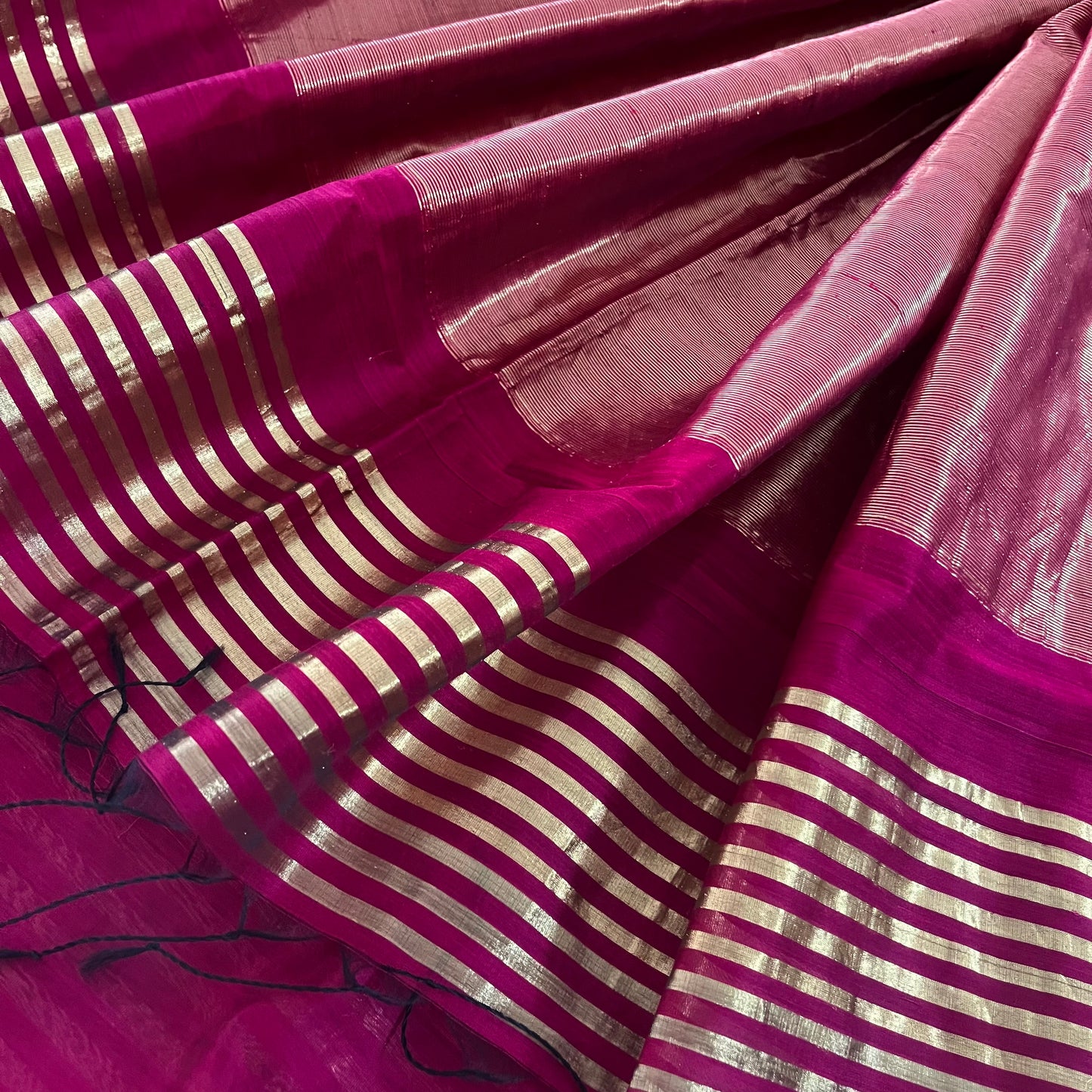 Dark pink Maheshwari saree with zari stripes all over