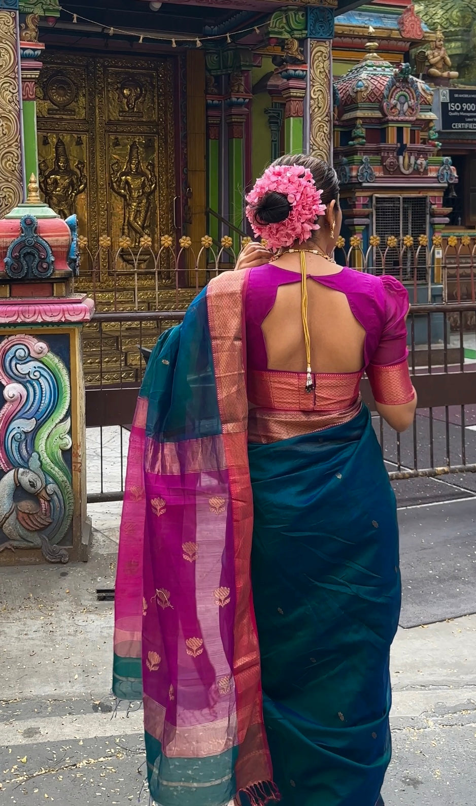 Peacock and Violet dual tone Maheshwari saree with flower motifs on pallu