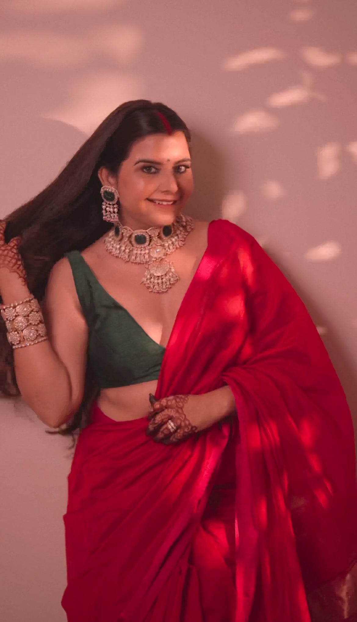 Red and pink maheshwari saree with resham border