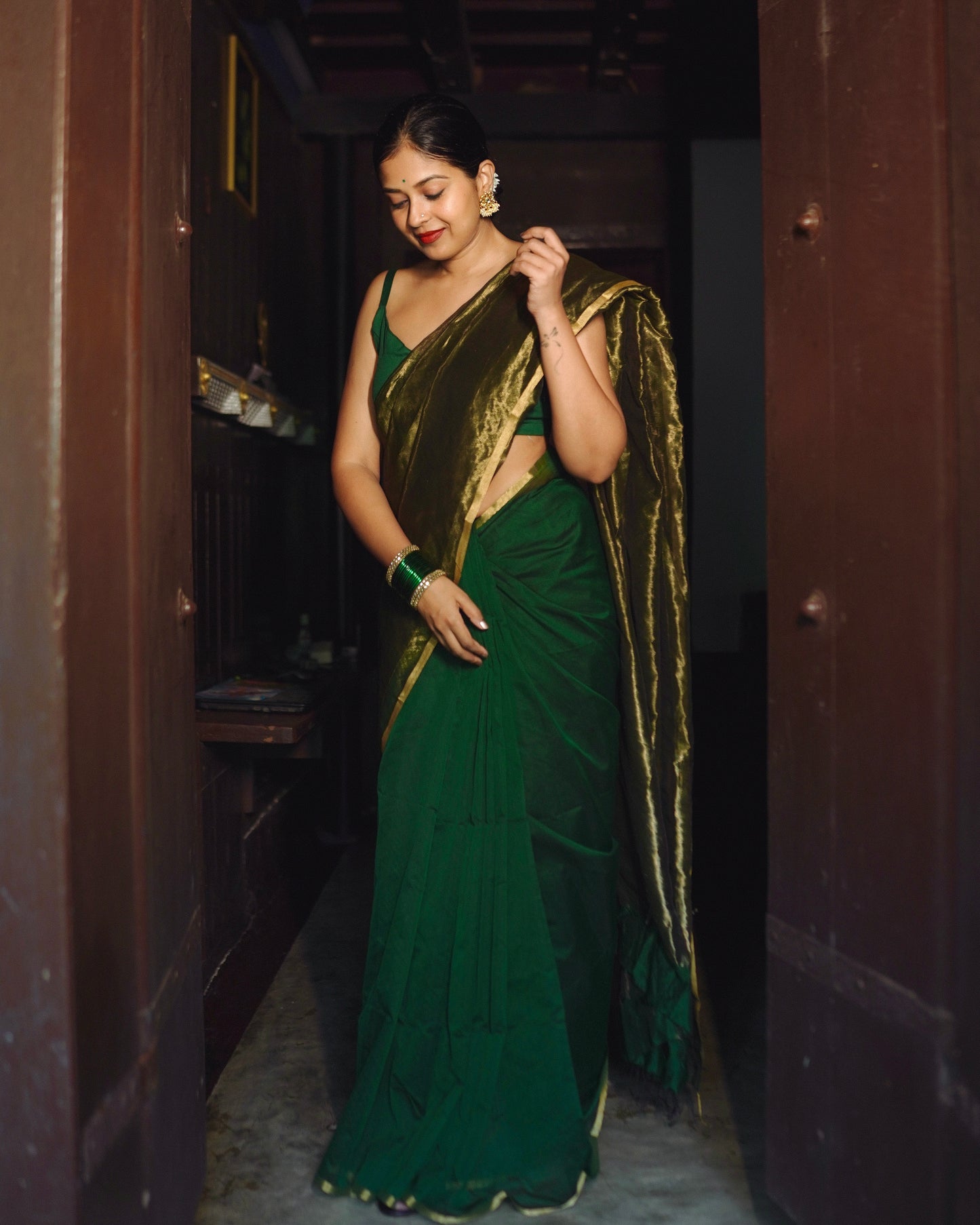 Dark Green & Gold Maheshwari Saree with Zari Border