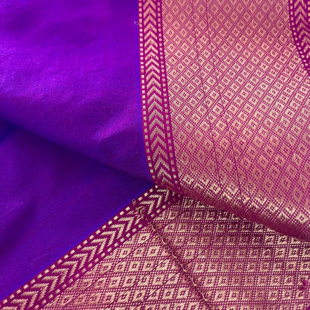 Violet and Pink dual tone Maheshwari silk saree with zari bootis all over