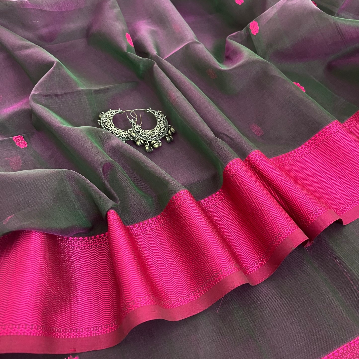 Dark grey and pink Maheshwari saree resham bootis all over