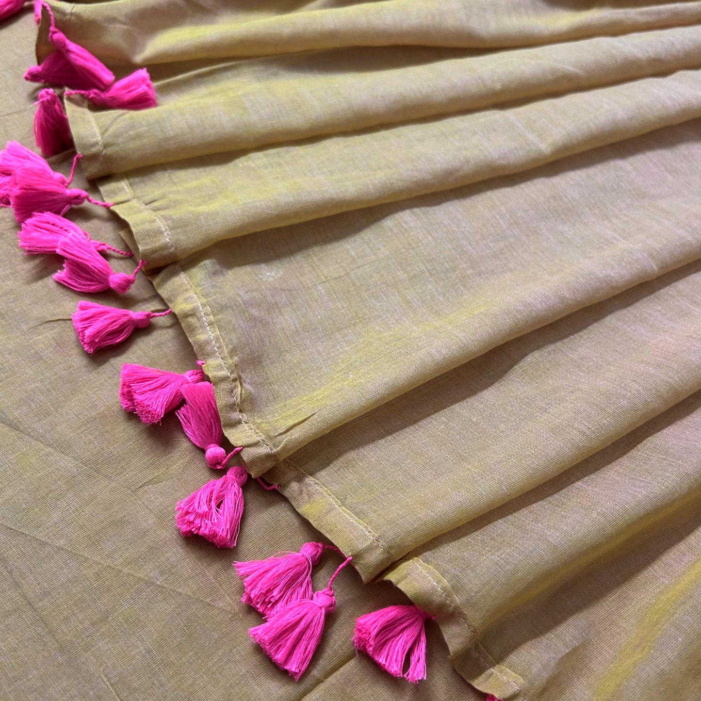 Beige and pink mulmul saree