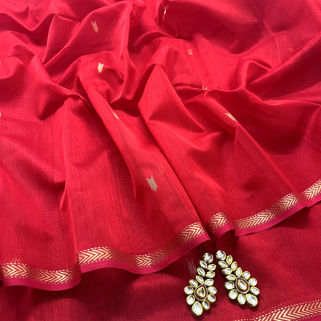 Red maheshwari saree with zari border & zari bootis all over