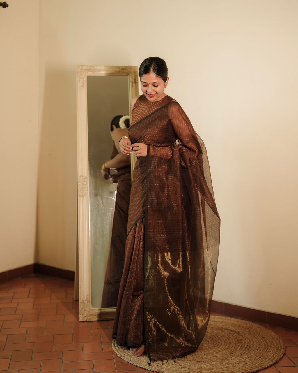 Chocolate Brown Maheshwari Saree with Zari Lines all over