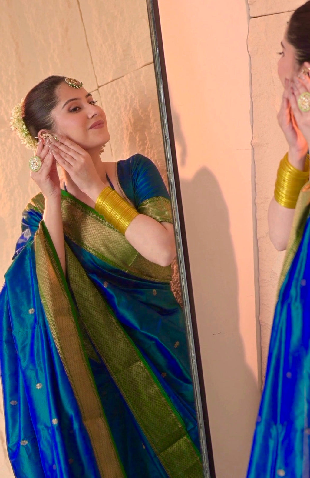 Peacock blue and green dual tone Maheshwari silk saree with zari bootis all over