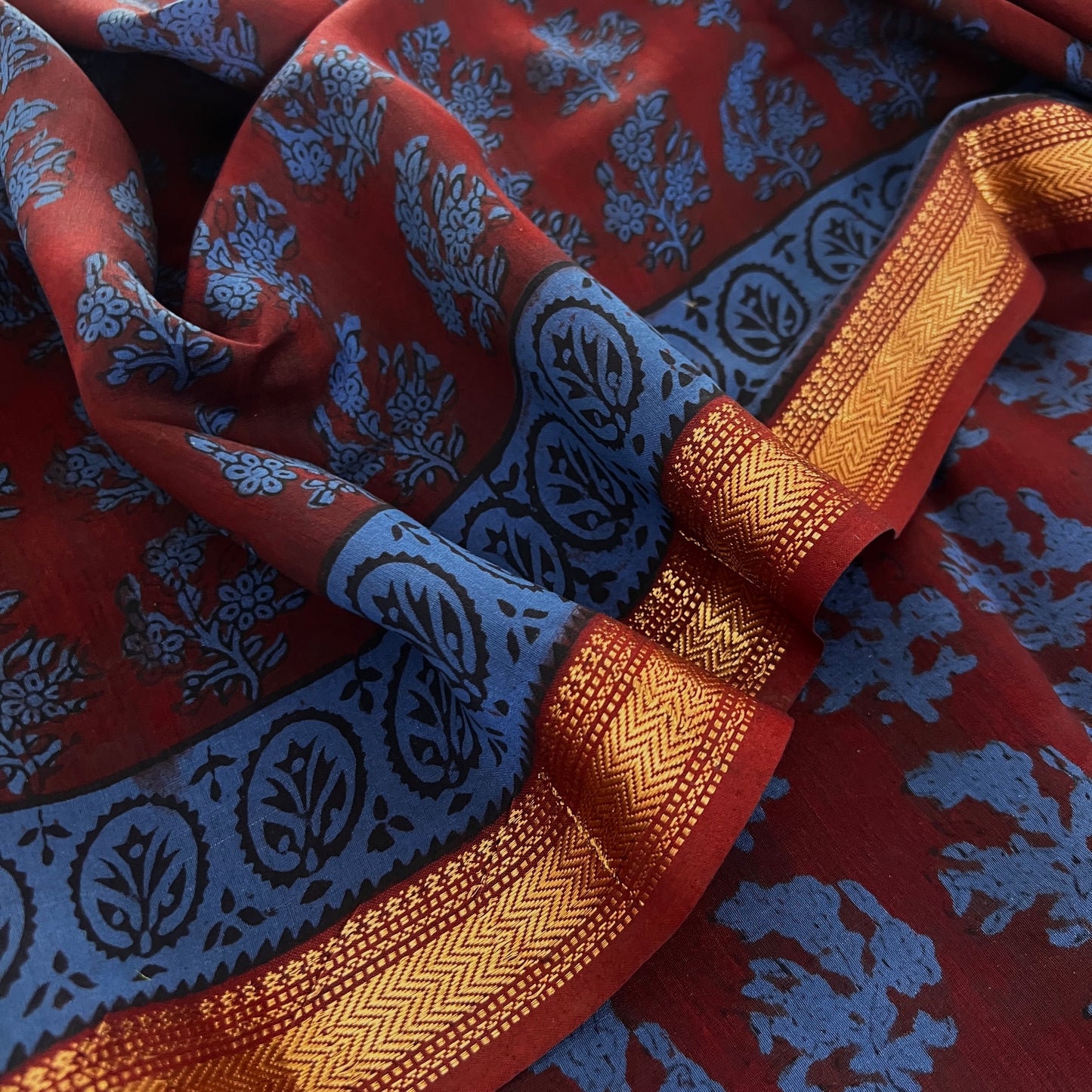 Maroon and blue bagh print Maheshwari saree