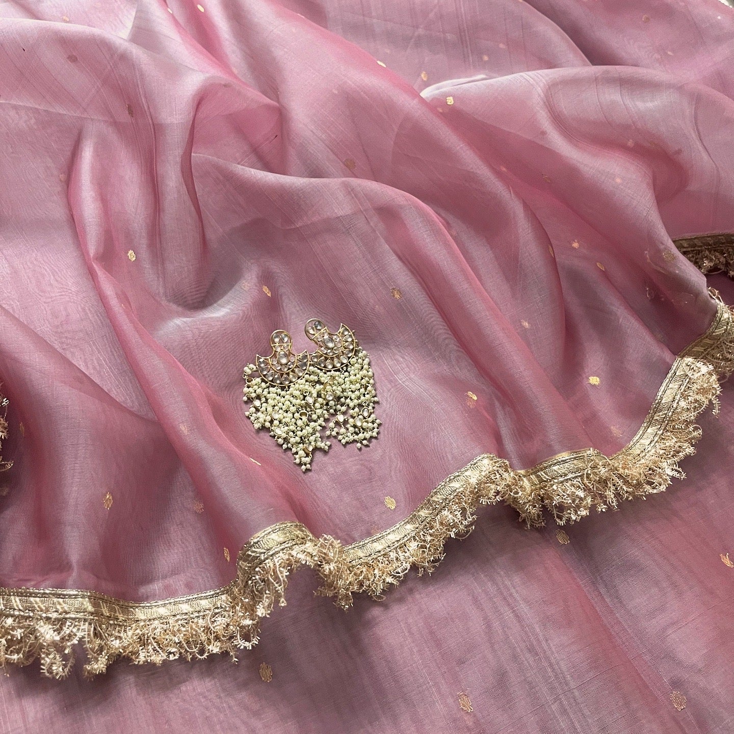 Dusty Pink Chanderi silk saree with zari bootis and zari border all over