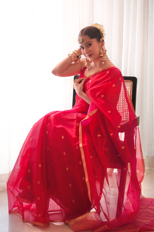Red and pink dual tone Chanderi silk saree with flower bootis all over