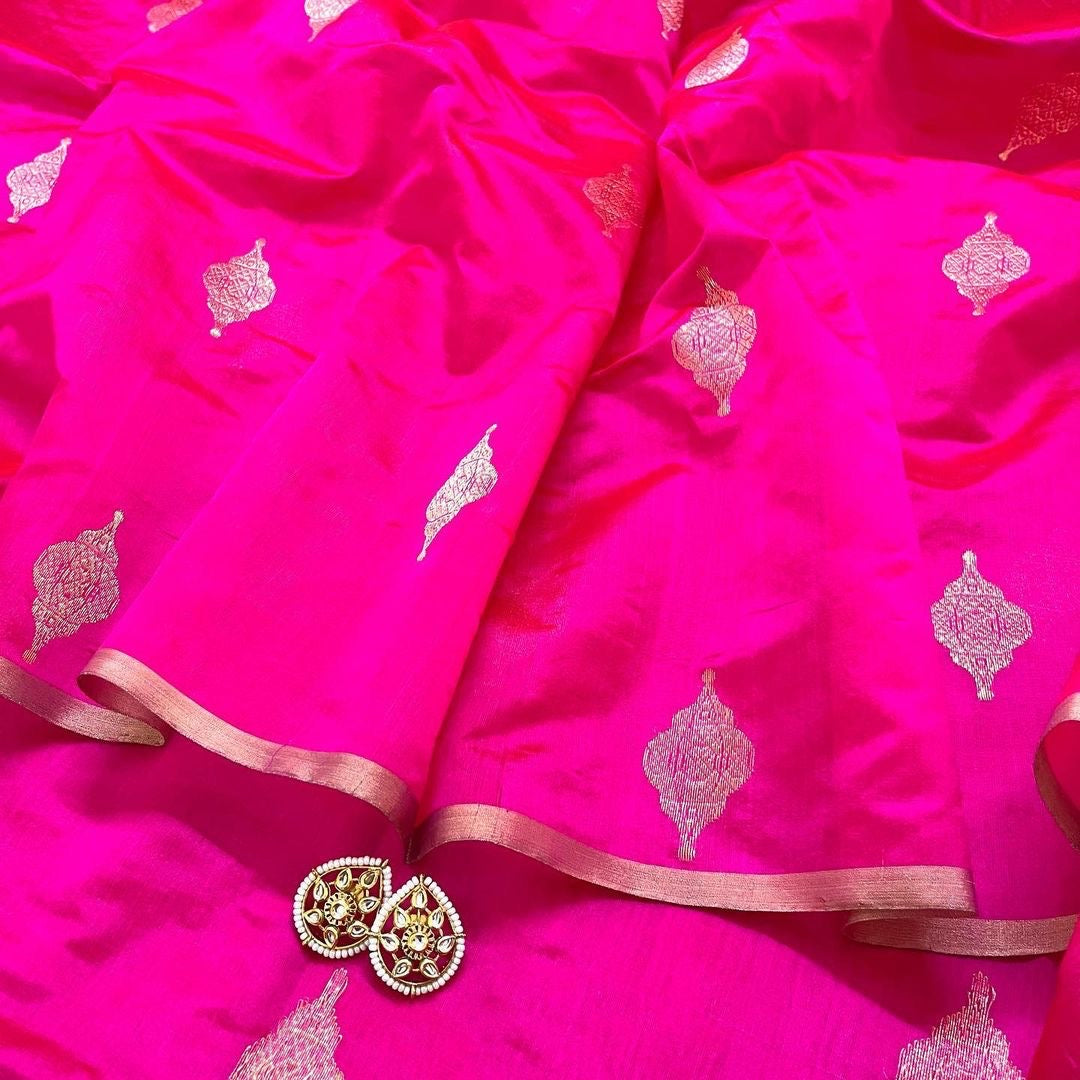 Rani pink chanderi silk saree with jhoomar motifs all over