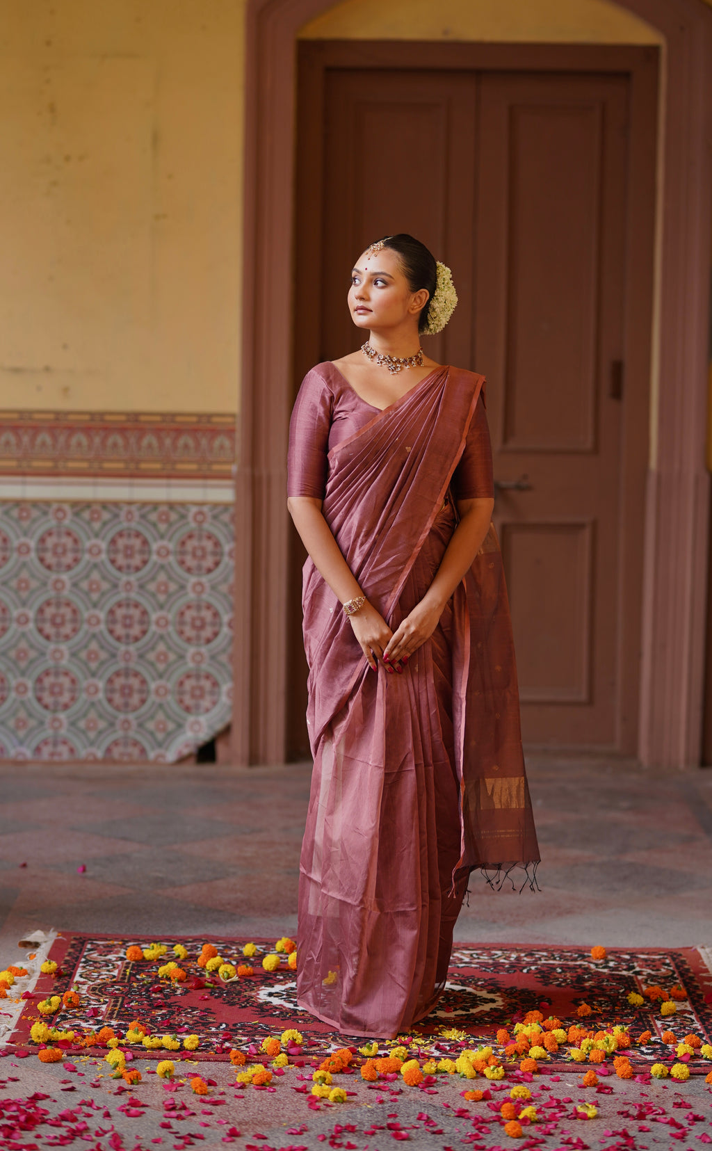Rust pink maheshwari saree with zari bootis all over