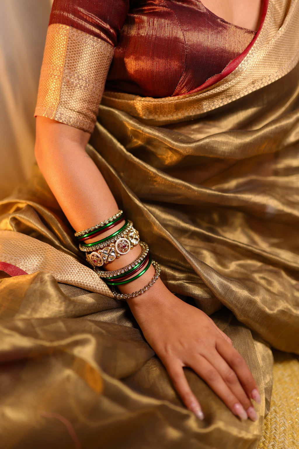 Ready to wear | Antique Gold & Red Maheshwari Tissue Silk Saree with Zari Pattern on Pallu