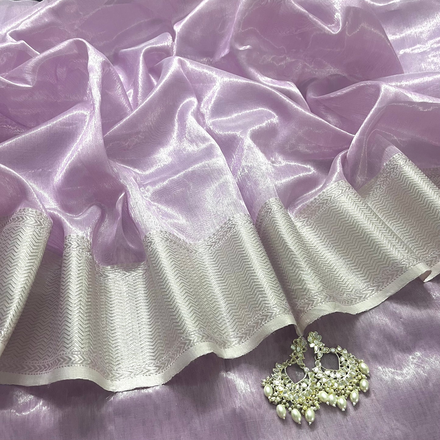 Mauve maheshwari tissue silk saree with zari pattern on pallu