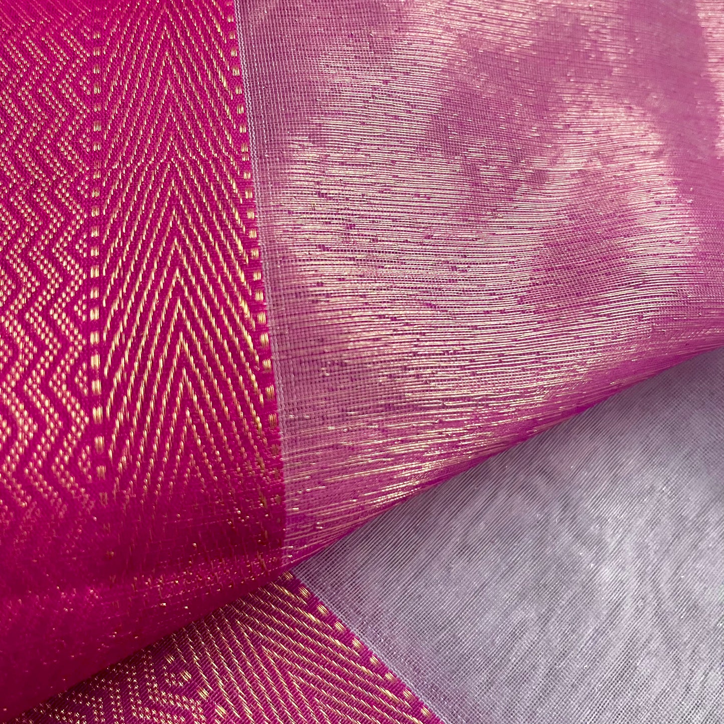 Mauve and pink maheshwari tissue silk saree with zari pattern on pallu