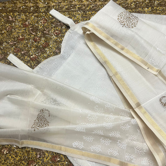 Off white maheshwari suit with block print all over