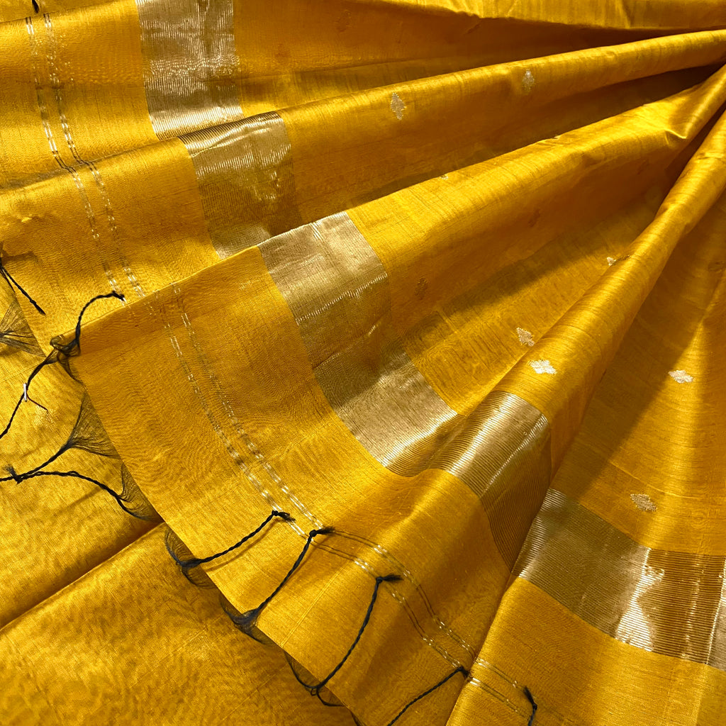 Gold mustard maheshwari saree with zari bootis all over
