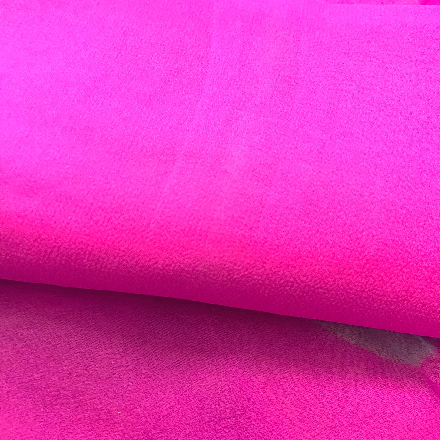 Pink and blue bandhani saree